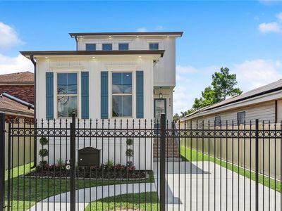 4504 Touro St, New Orleans, LA, 70122