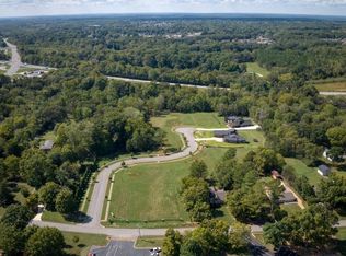 102 Willowbrook Dr, Florence, AL 35630