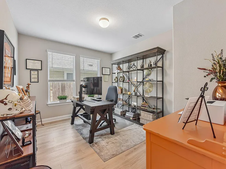 117 Stone Canyon Dr — Photo 20