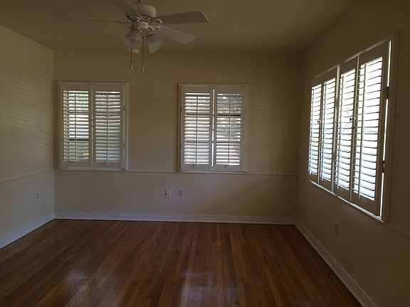 3rd image of 1503 Sunset Dr