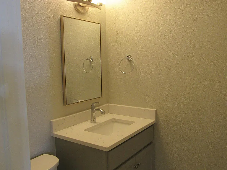 1111 Judson St — Photo 14