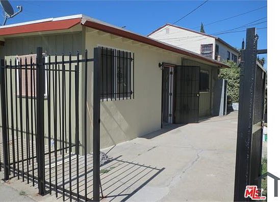 2nd image of 11862 S Broadway