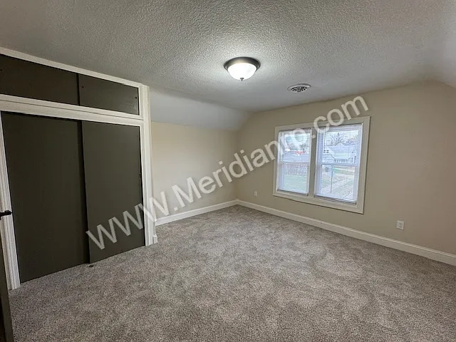 739 W 4th St — Photo 13