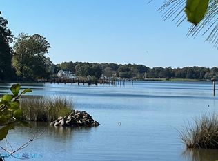 0 Yopps Cove Rd, White Stone, VA 22578