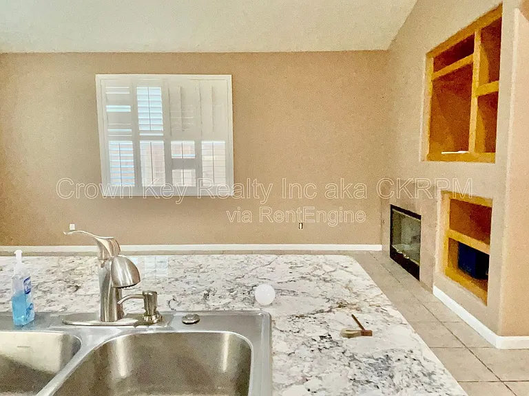 1844 Oswego Ct — Photo 29