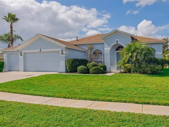 1949 Rensselaer Dr, Zephyrhills, FL 33543