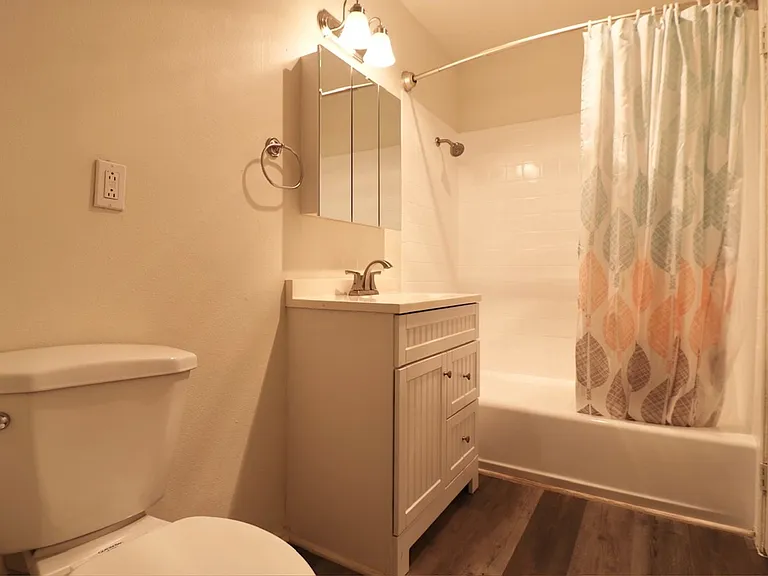 241 Campbell Way — Photo 6
