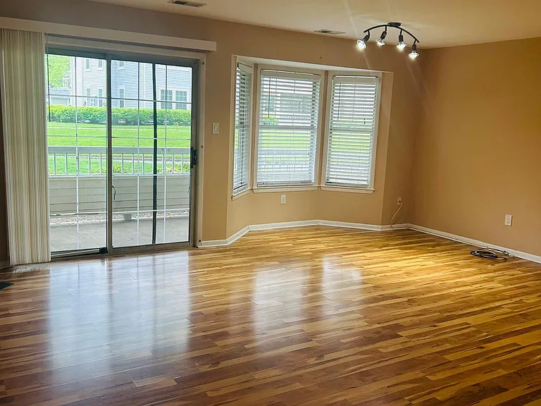 309 Trinity Ct #3 — Photo 33