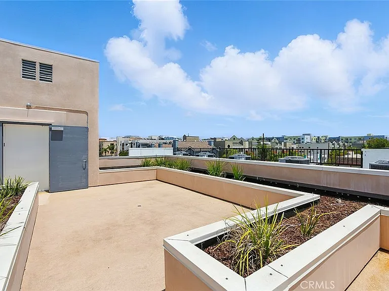 11302 Morrison St #302 — Photo 20