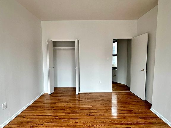 3rd image of 411 W 48th St APT 5FE