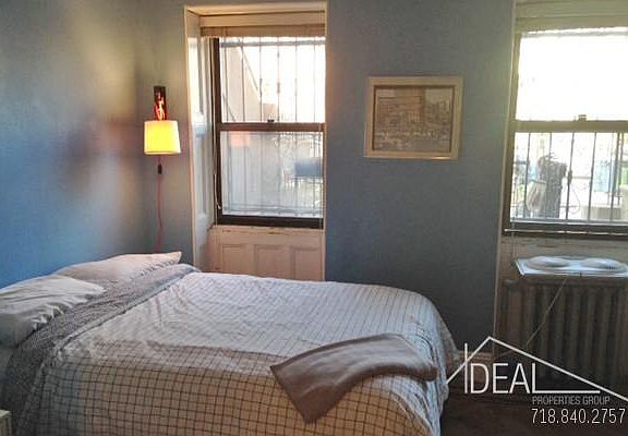 4th image of 300 Carroll St #1