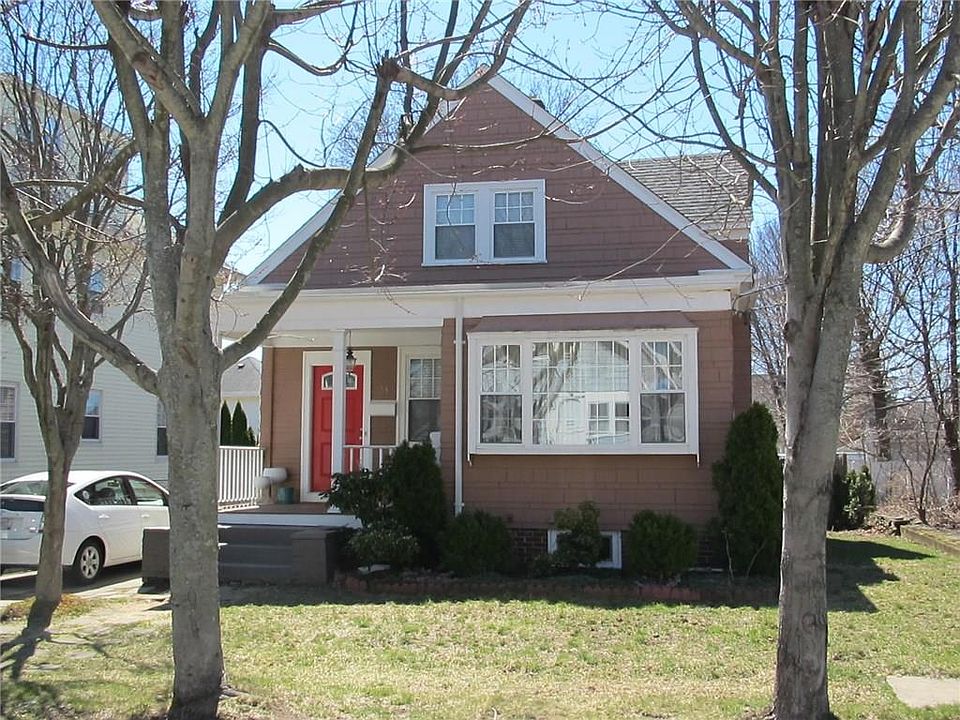 1st image of 34 Sylvia Ave