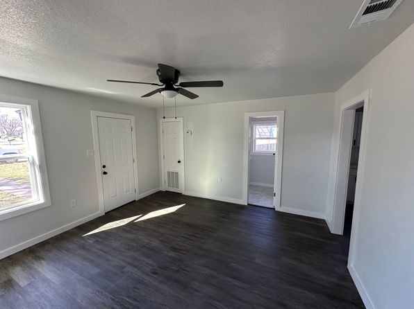 401 Walker St, Glen Rose, TX 76043
