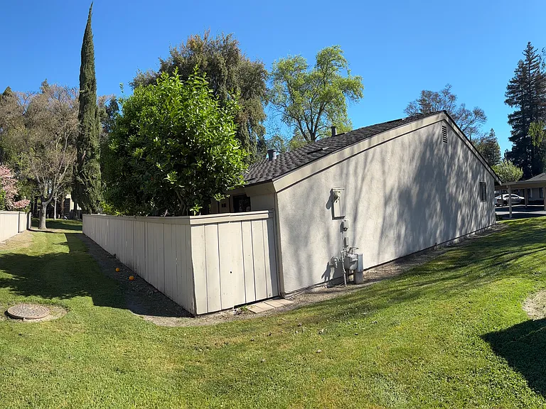 3450 W Benjamin Holt Dr — Photo 11