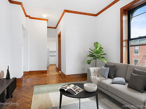 3rd image of 210 Prospect Park W APT 4B