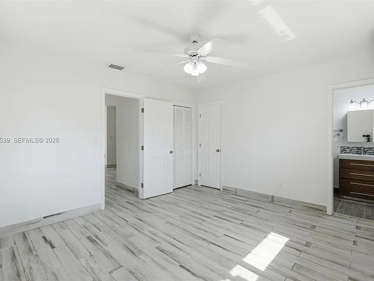 2627 SW 29th Ave #2627 — Photo 11
