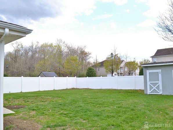 13 Lasatta Ave, Englishtown, NJ 07726