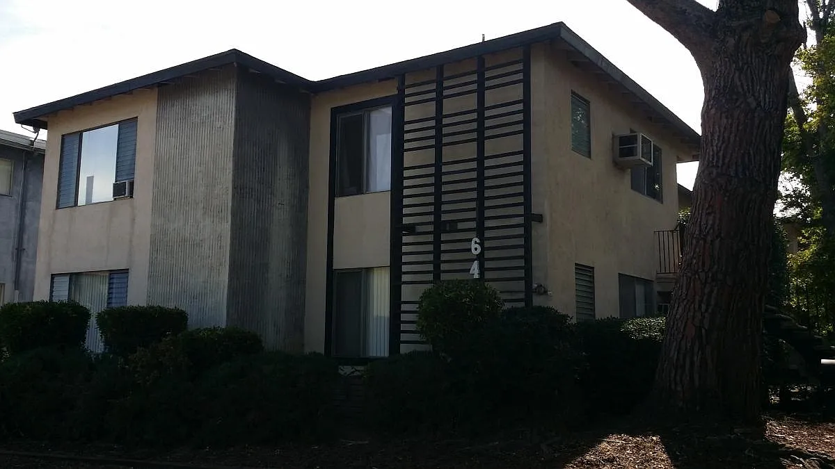 6445 Shirley Avenue — Photo 1