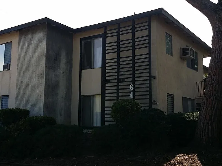6445 Shirley Ave — Photo 1