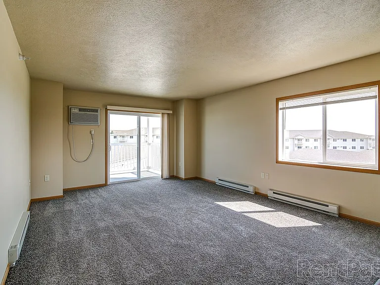 Prairie Heights — Photo 11