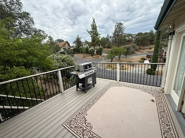 552 Bret Harte Dr — Photo 6