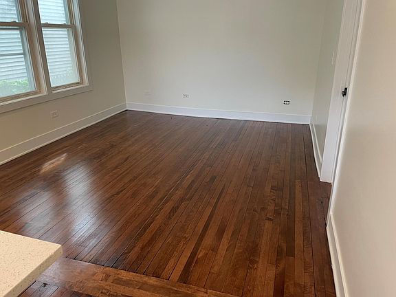3rd image of 3751 N Whipple St APT 1
