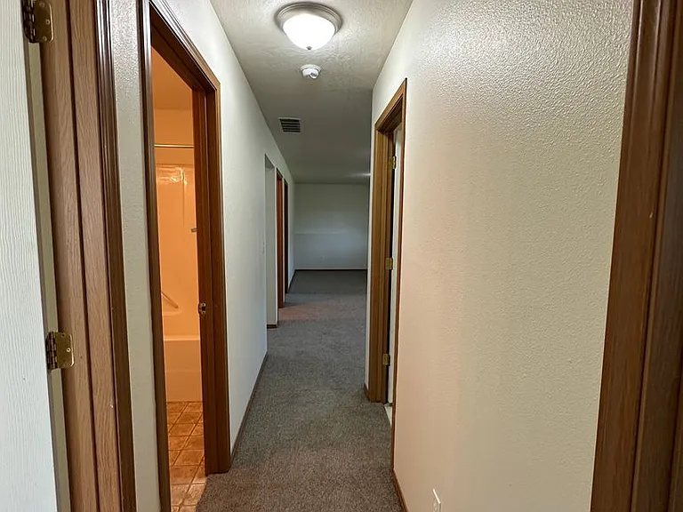 419 N Arbutus Ave — Photo 24