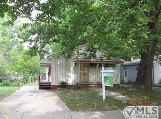 737 Lounsbury Ave, Pontiac, MI 48340