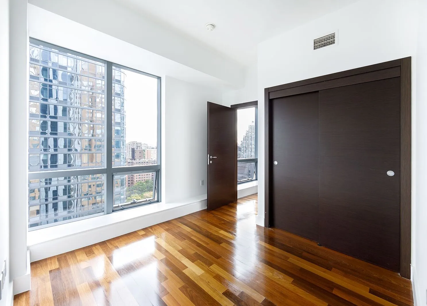 150 Myrtle Avenue — Photo 4