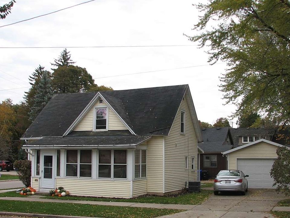 Welcome to 945 E Eldorado