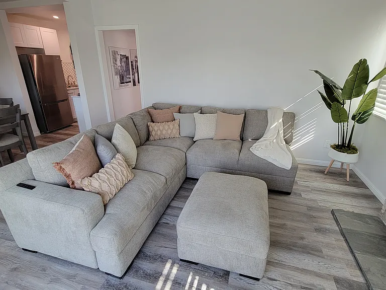 6250 S Wilton Pl — Photo 20