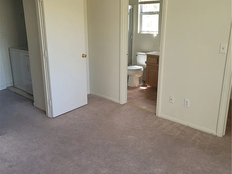 10021 Via Toro Ave — Photo 31
