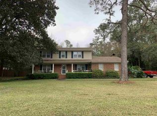 5111 Ile De France Dr, Tallahassee, FL 32308