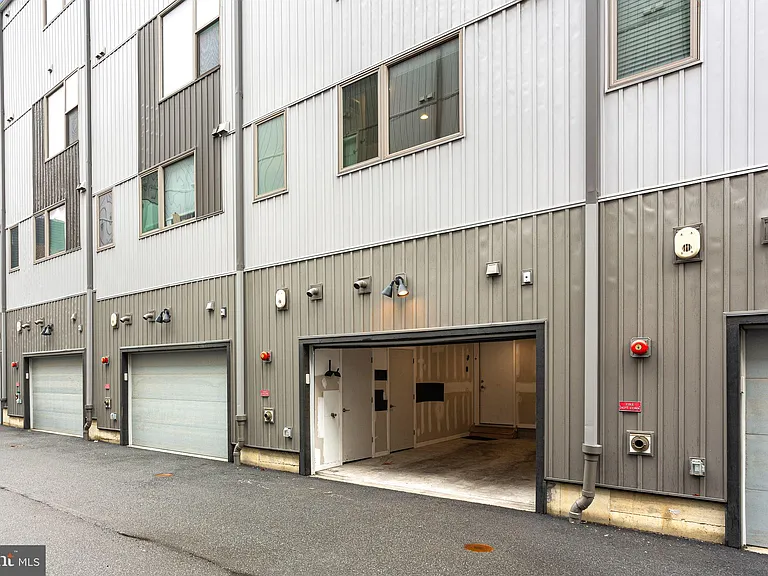 3121 Beach View Ln #A — Photo 30
