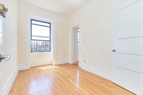 Rented by Keller Williams NYC | media 36
