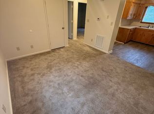 2165 N Main St APT 4, Danville, VA 24540