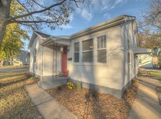 212 N 1st St, Mascoutah, IL