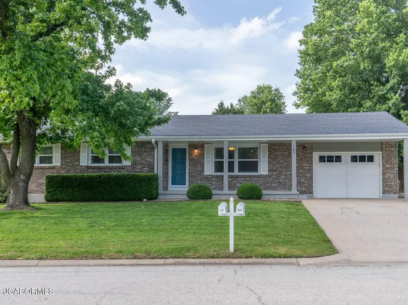 705 Proctor Dr, Barnett, MO 65018