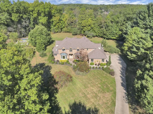 155 Victoria Dr, Granville, OH 43023