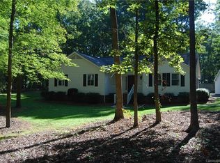 132 Oakleaf Ln, Wingate, NC 28174