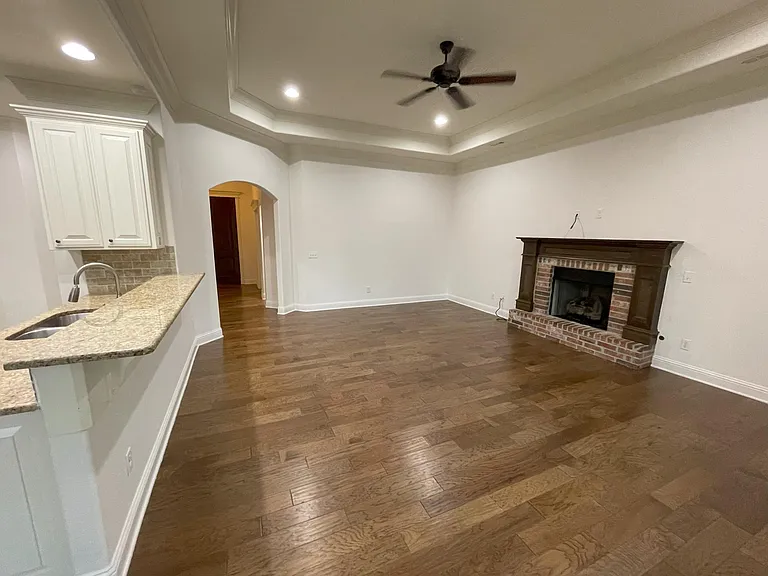 4201 Layton Rd — Photo 10