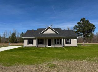 153 Dandelion Ct, Round O, SC 29474