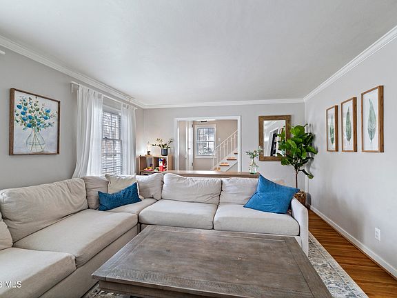 5th image of 2804 Goddard Rd