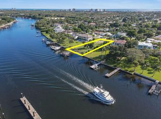 2199 Radnor Ct, North Palm Beach, FL 33408