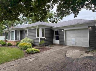 307 N Walnut Ave, Forreston, IL 61030