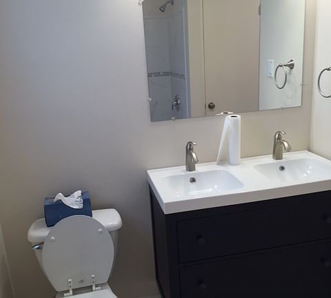 New BR Vanity/lights