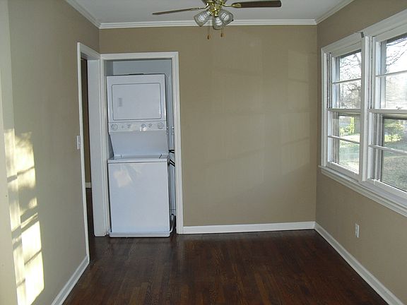 4th image of 36 Mayo Dr