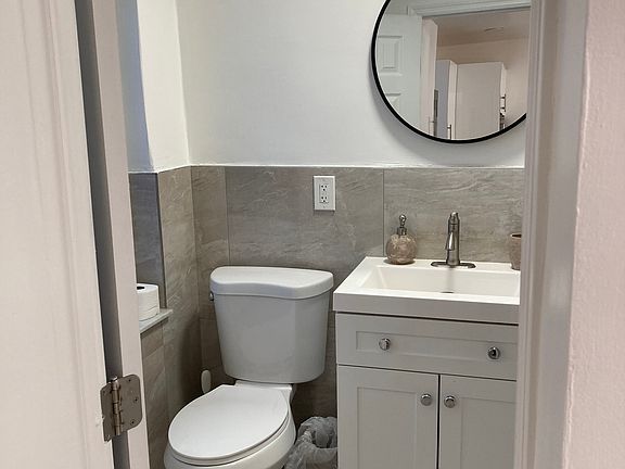 4th image of 34 SE 10th Ter