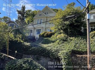 1946 SW Market Street Dr, Portland, OR 97201