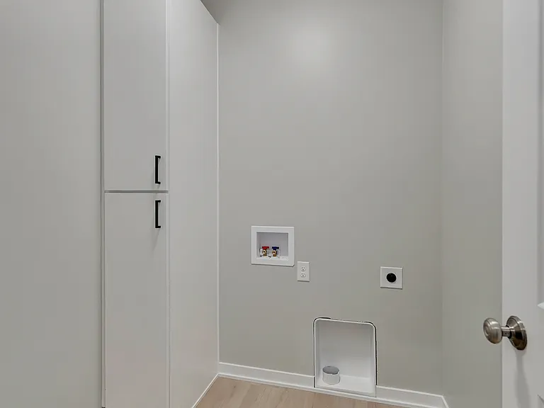 8926 S 42nd St — Photo 22